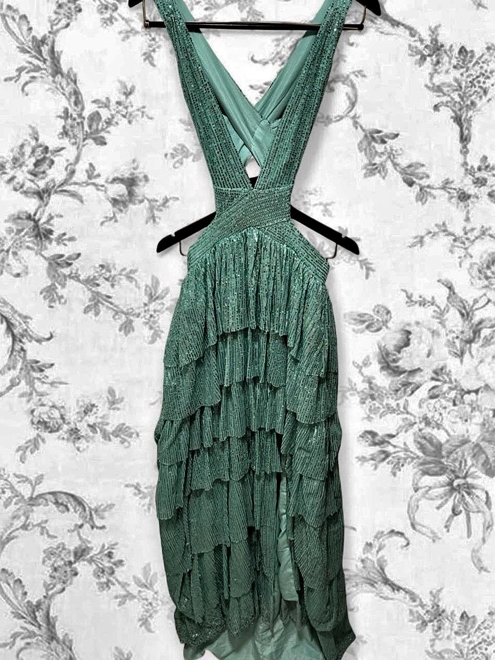 Halter Tiered Criss Cross Evening Dress Green with Ruffles Size: 4
